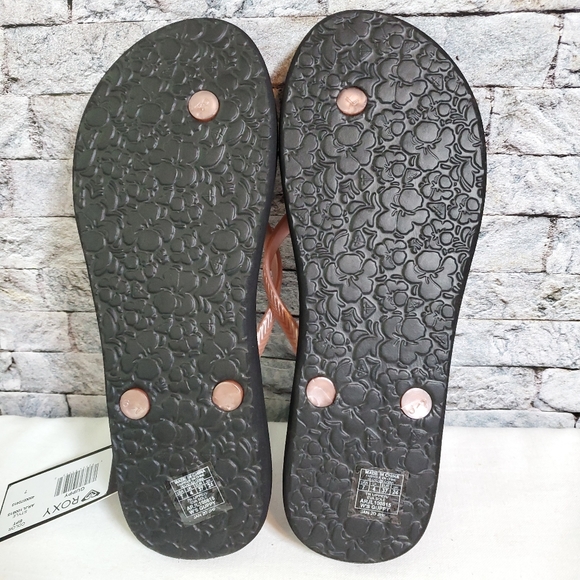 Roxy Guppy Flip flops NWT - Picture 4 of 5